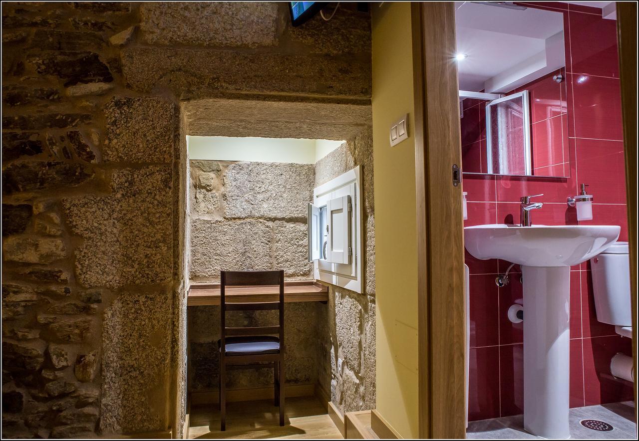 Oxford Suites Santiago De Compostela Exterior photo