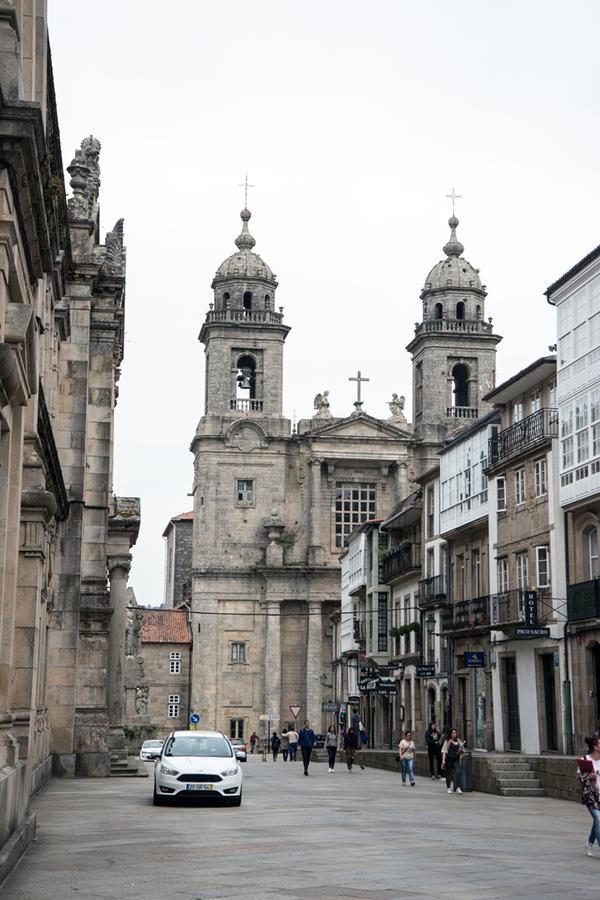 Oxford Suites Santiago De Compostela Exterior photo